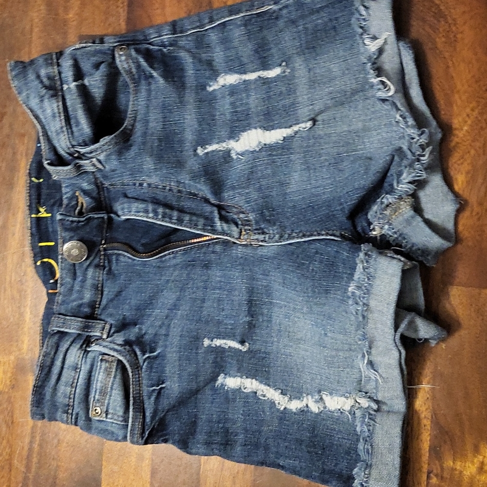 Hot Kiss Jean Shorts